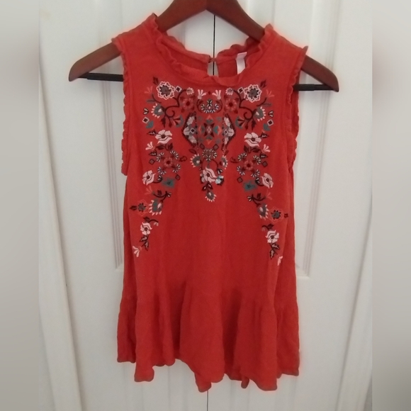 Embroidered Orange Sleeveless top - Picture 13 of 16